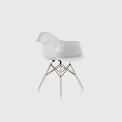 Eames® Moulded Fibreglass Armchair, Dowel Base | Parchment | White Ash | Black
