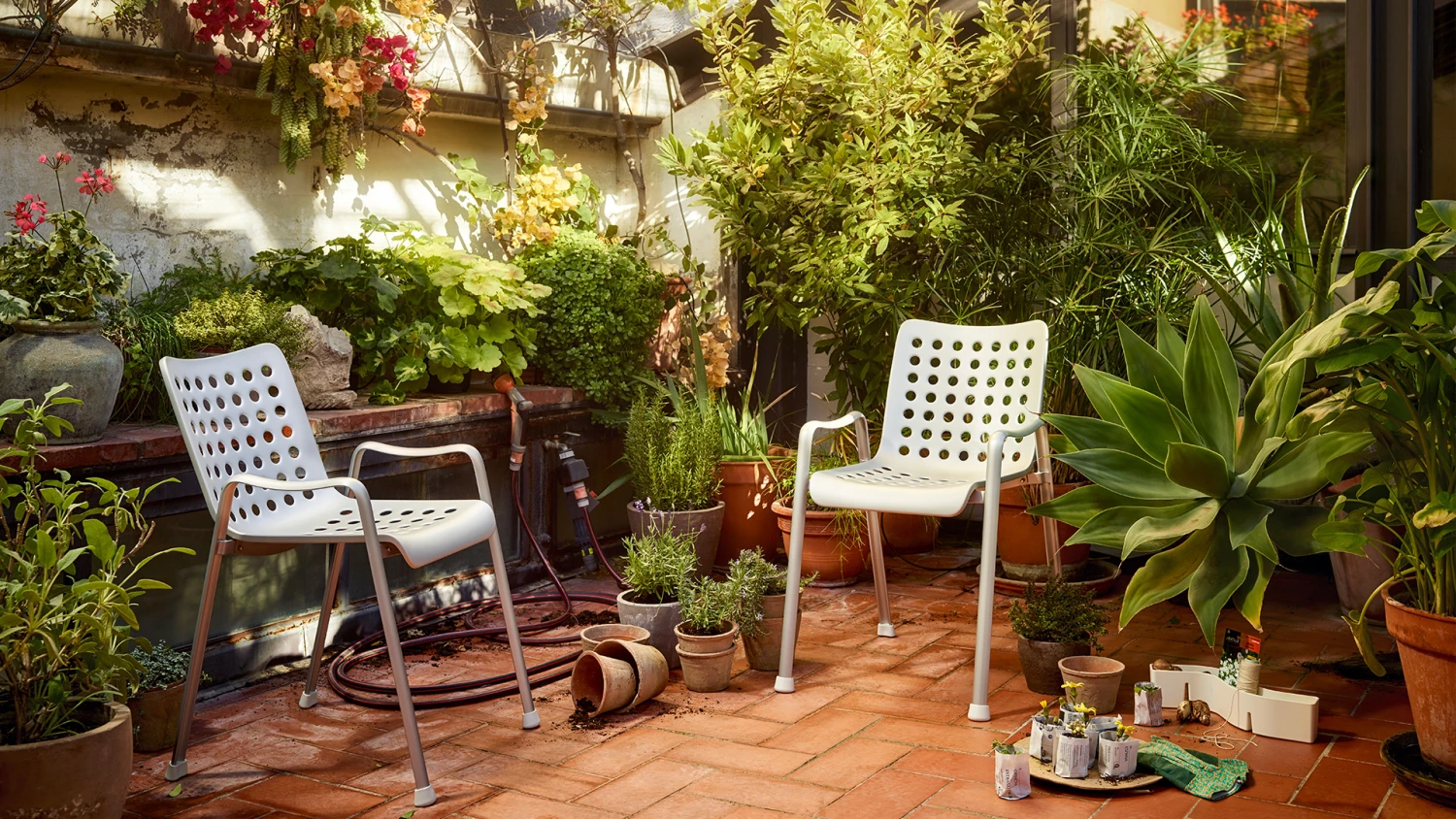 Vitra Landi Chair - Image 3